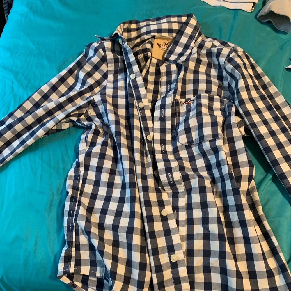 Cute Hollister shirt size small